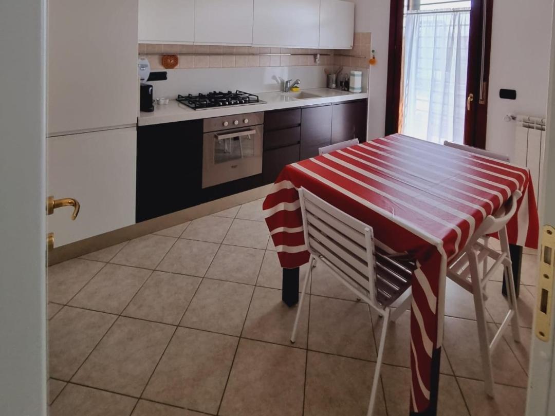 Casa A Vecchiano Nei Pressi Pisa, Lucca E Versilia מראה חיצוני תמונה